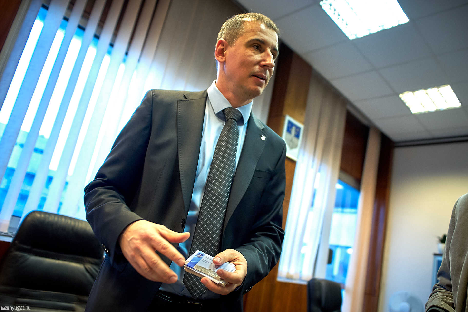 Dr. Nemény Andrással a polgármesteri irodában