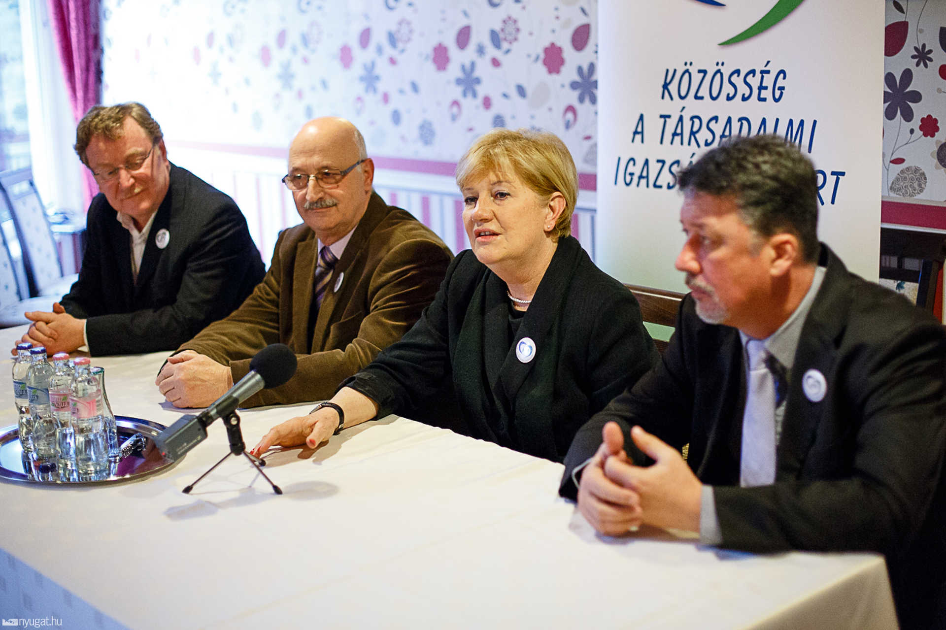 Bemutatta jelöltjeit a KTI