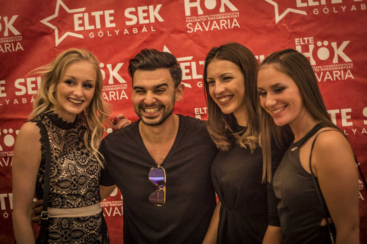 ELTE Savaria G&oacute;lyab&aacute;l - fot&oacute;zkod&aacute;s az előt&eacute;rben