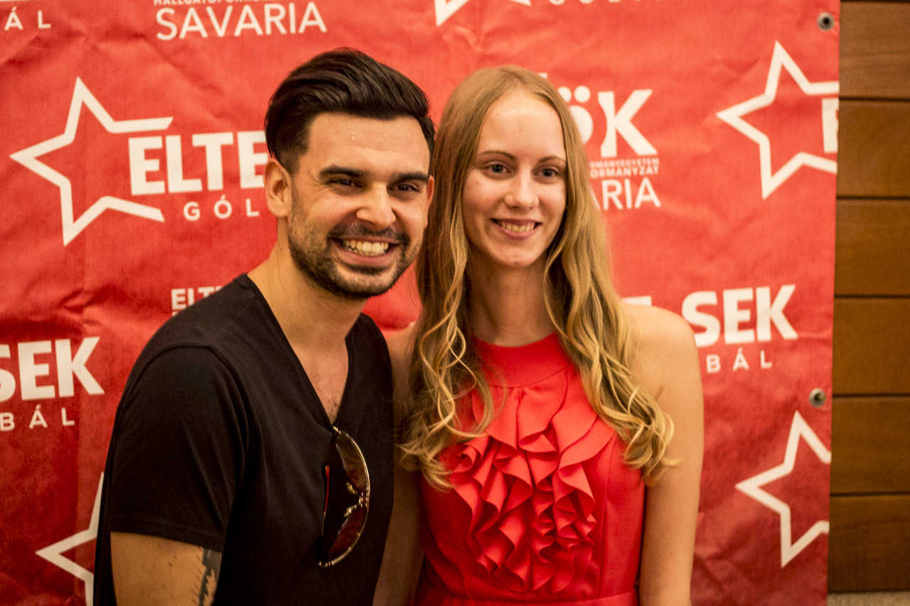 ELTE Savaria G&oacute;lyab&aacute;l - fot&oacute;zkod&aacute;s az előt&eacute;rben