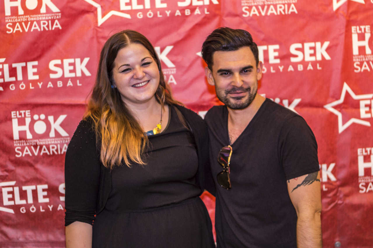 ELTE Savaria G&oacute;lyab&aacute;l - fot&oacute;zkod&aacute;s az előt&eacute;rben