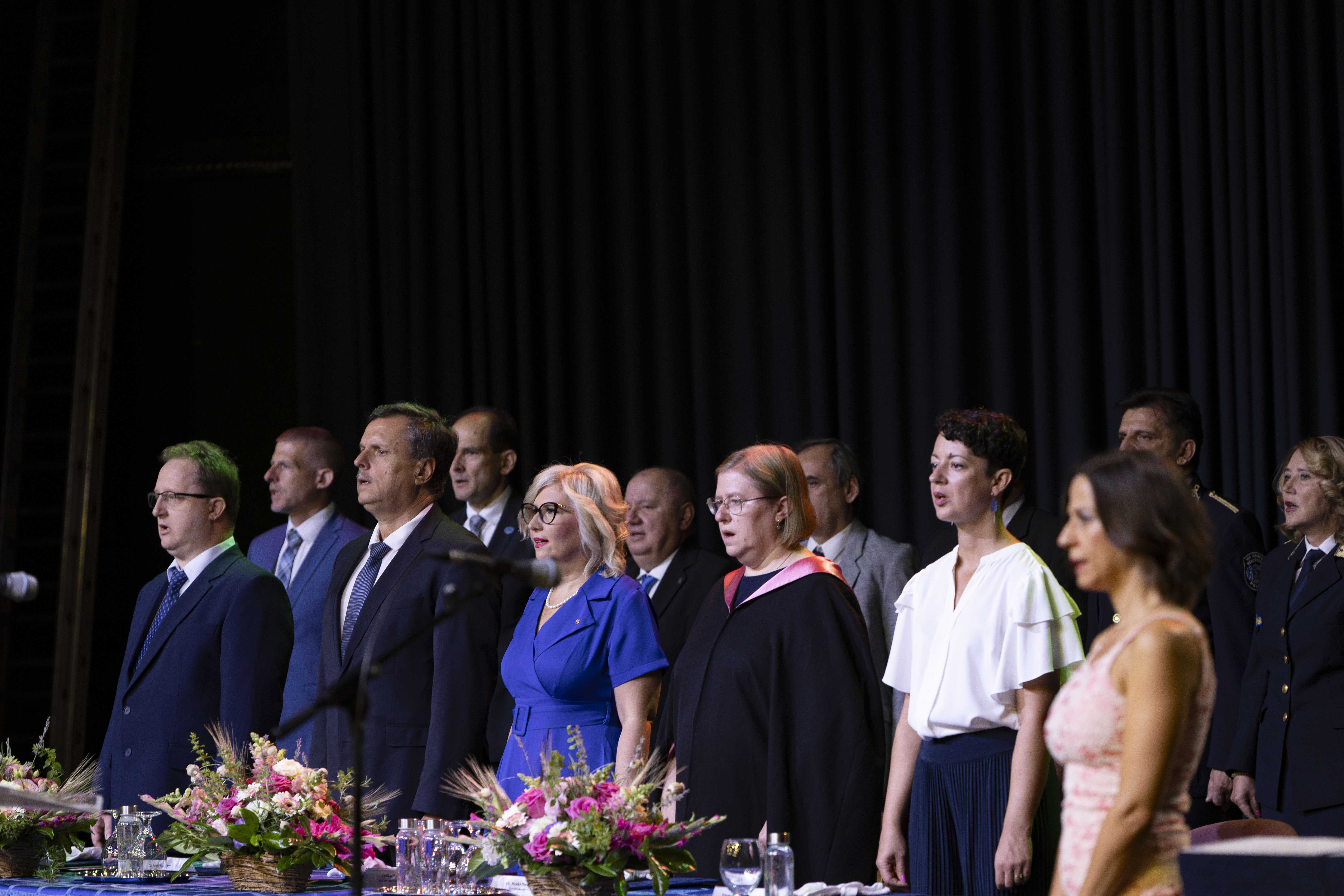 Az E&ouml;tv&ouml;s Lor&aacute;nd Tudom&aacute;nyegyetem Savaria Egyetemi K&ouml;zpont Diplomaoszt&oacute;ja