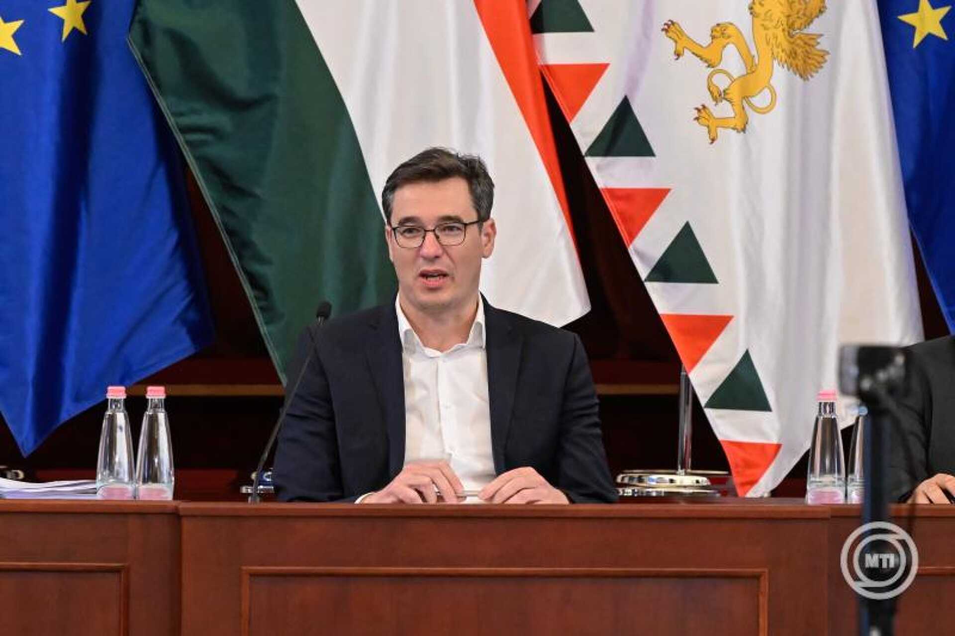 Kijött a kihallgatásáról Karácsony Gergely
