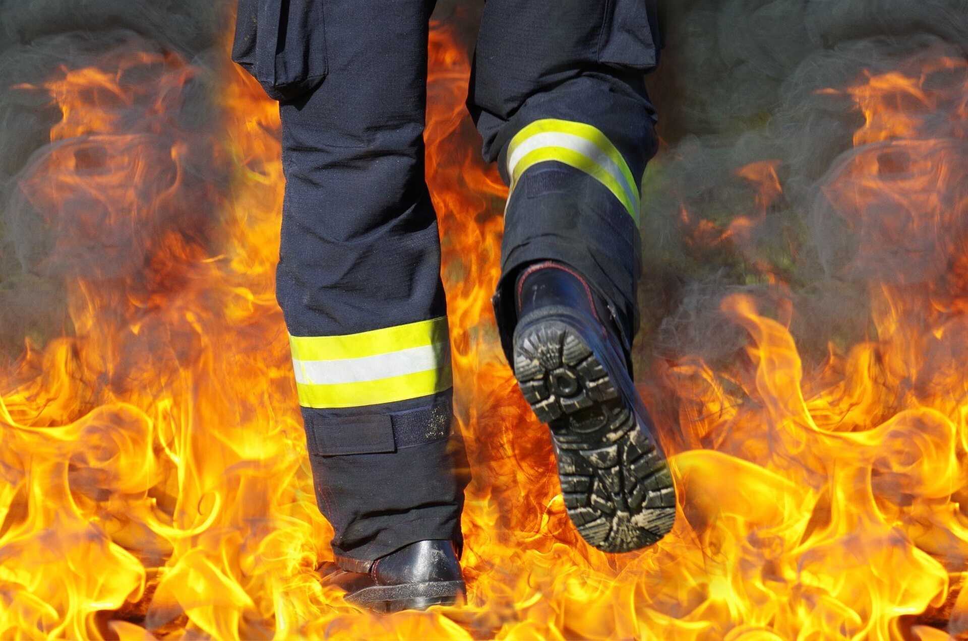 Nem elég a kánikula, több helyen is kigyulladt az aljnövényzet