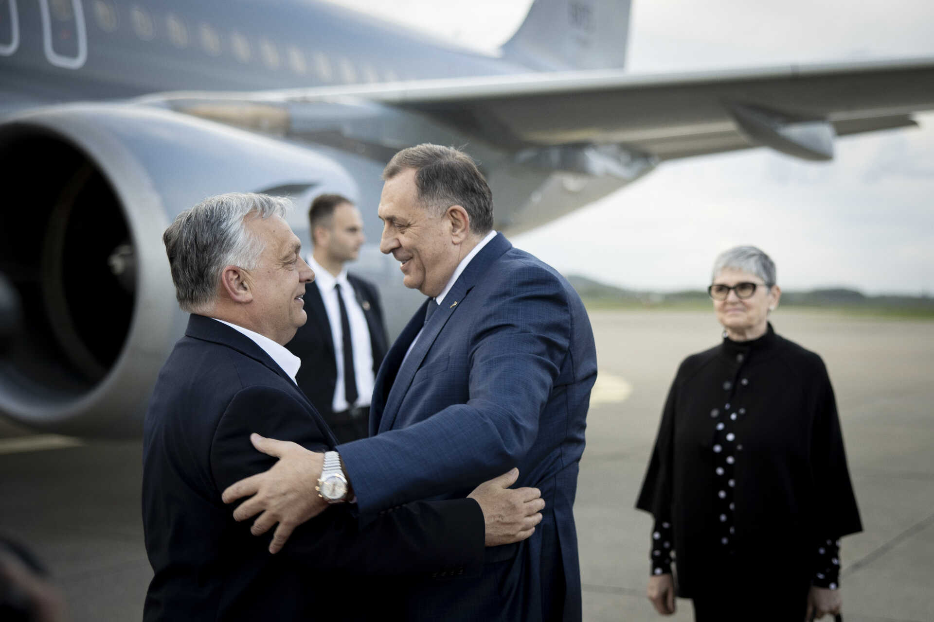 Ismét a Karmelitába látogat a frissen elítélt Milorad Dodik Kép