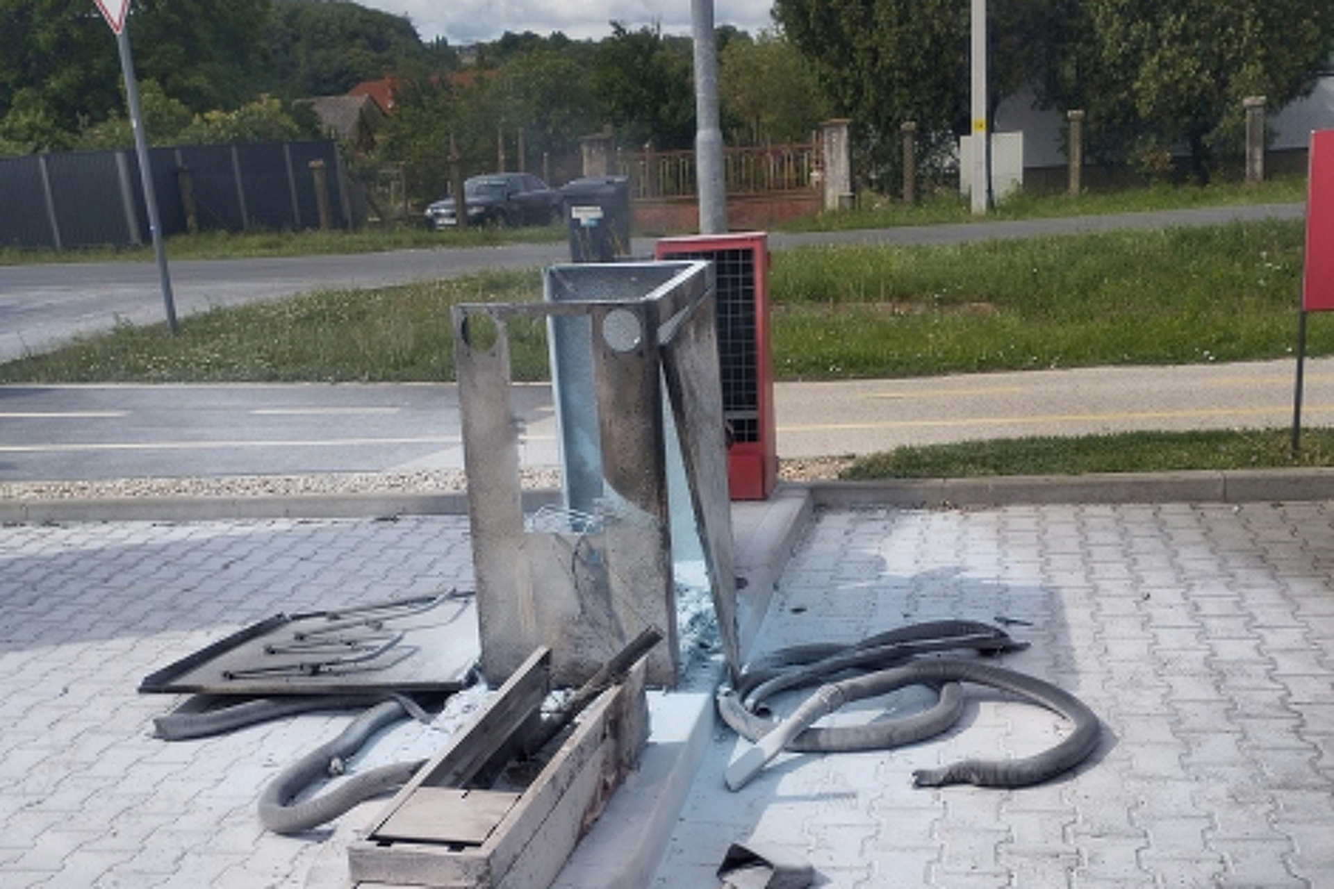 Automata porszívó berendezése égett Szombathelyen