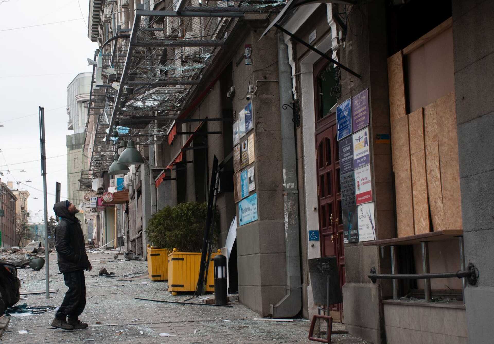 Харьков 2022. Харьков после бомбежки 2022. Харьков после обстрела 2022. Обстрелы харькова центр города. Харьков сегодня 11 апреля 2024.