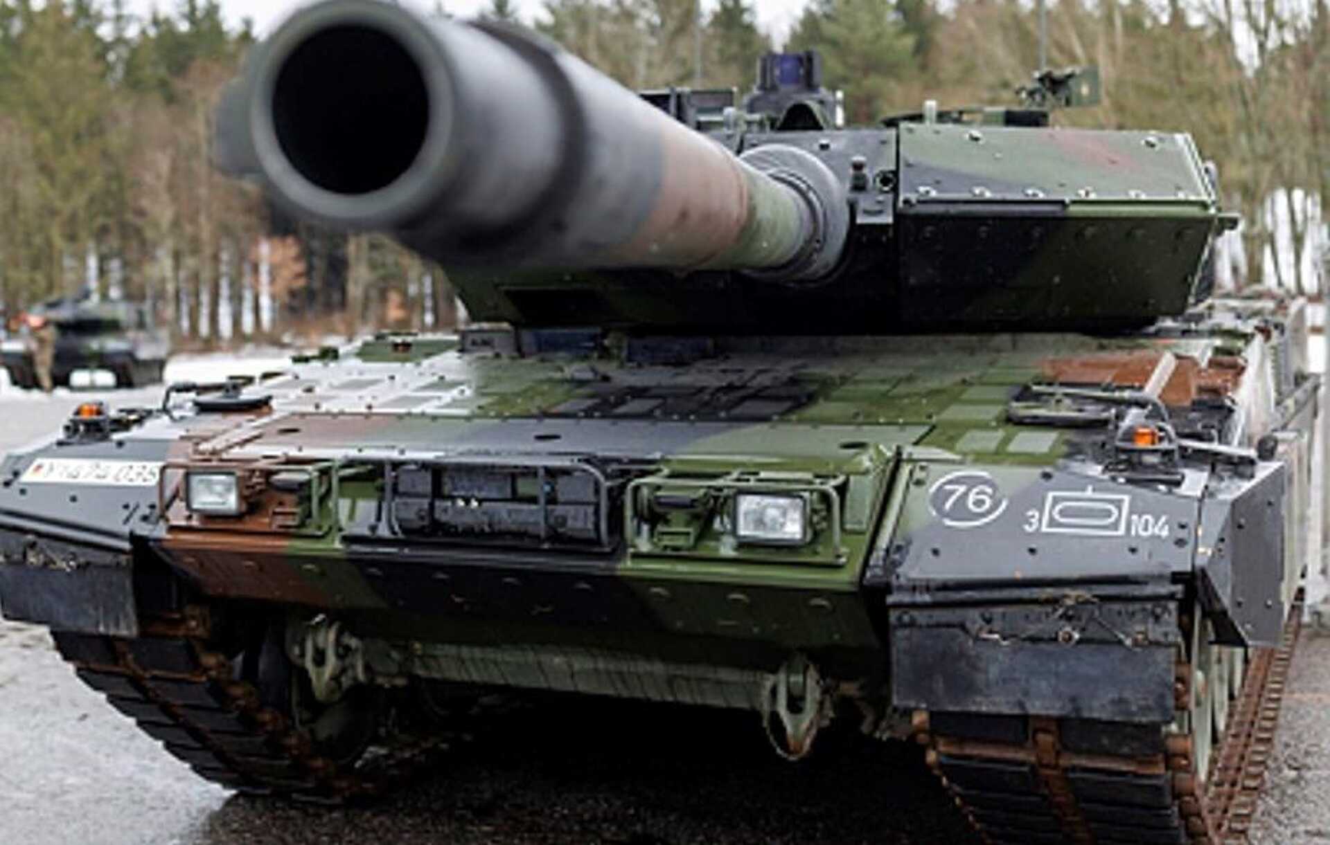 Megérkezett az első lengyel Leopard tank Ukrajnába