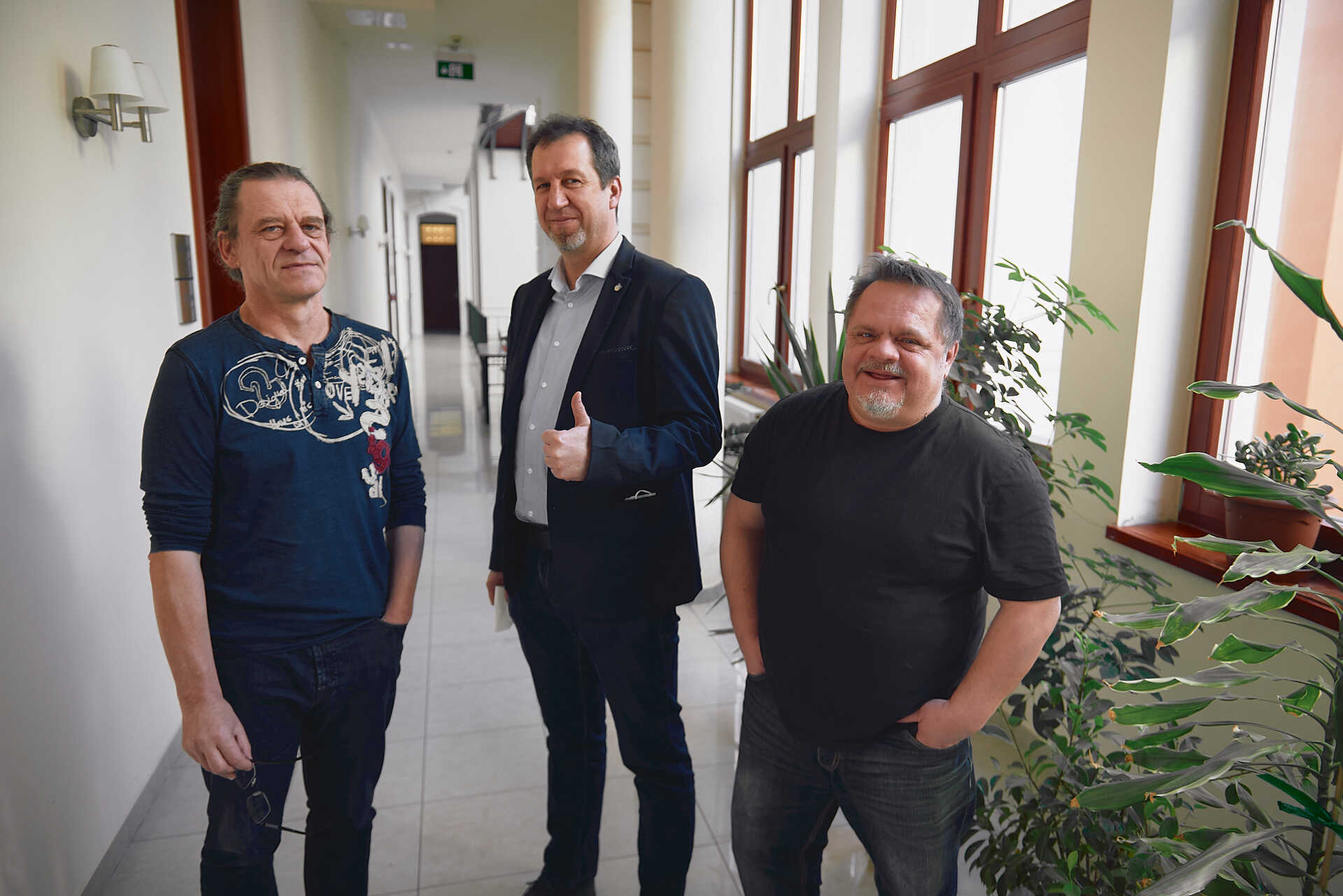 Podcast Péntek – „Márciustól jönnek a politikai atombombák, de a ...
