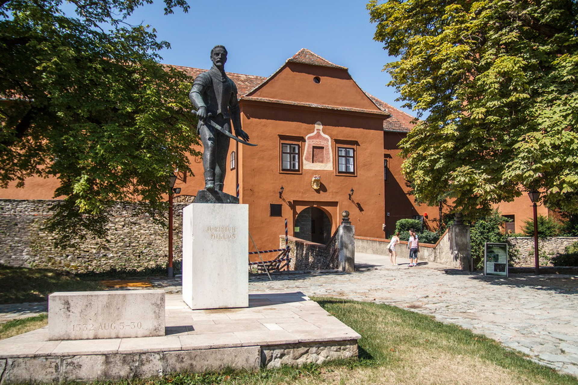 Újjáépítenék a kőszegi vár palotaszárnyát