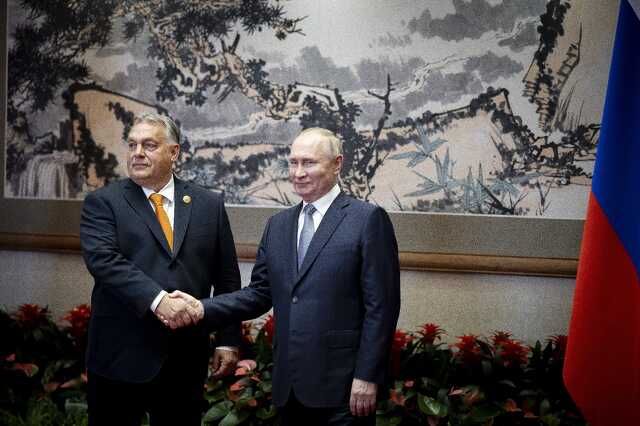 Orbán és Putyin Kínában