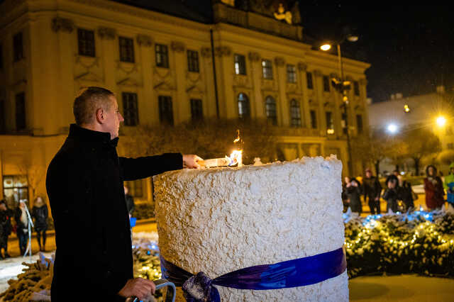 2023, advent, Szombathely, az első gyertya