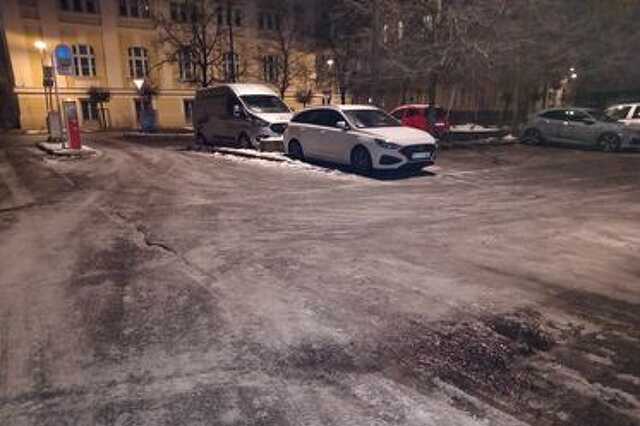 Szombathely, Borostyánkő parkoló