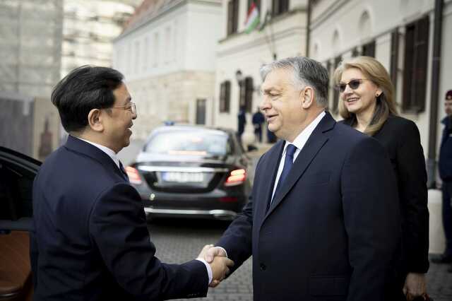 Byd vezér és Orbán Viktor