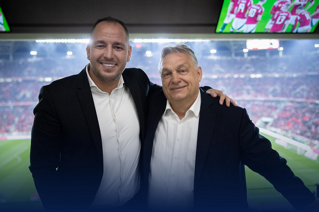 Curtis & Orbán