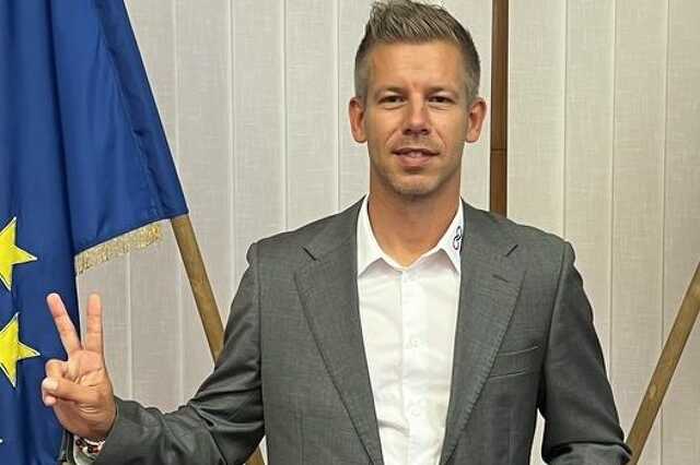 Magyar Péter átvette európai parlamenti mandátumát