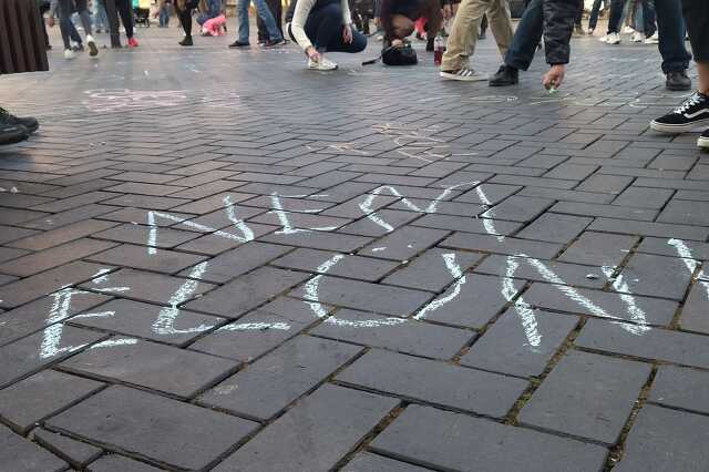 Nem félünk! - üzenték a demonstrálók. 