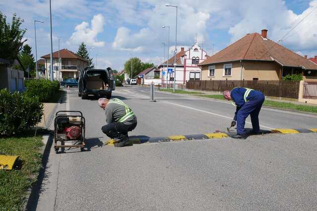 Sárvári útfelújítások 