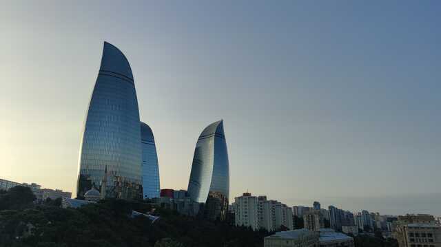 Baku "Lángjai"