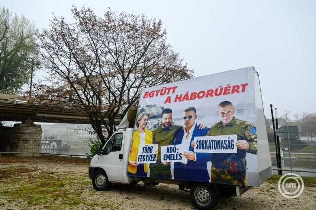 Nemzeti Ellenállás Mozgalom mobilplakát