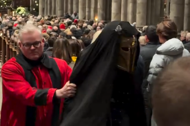 A jelmezes férfi a kölni dómban