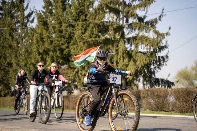 Tour de BAKER 2026