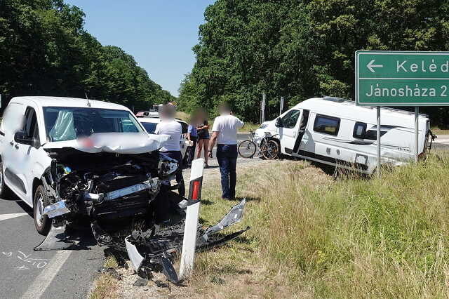 Baleset a 84-es főúton
