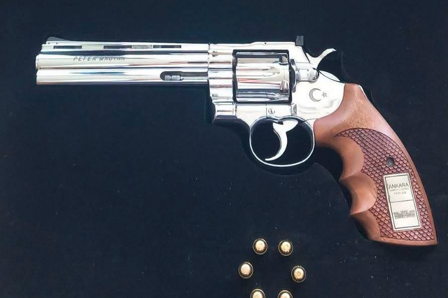 Revolver
