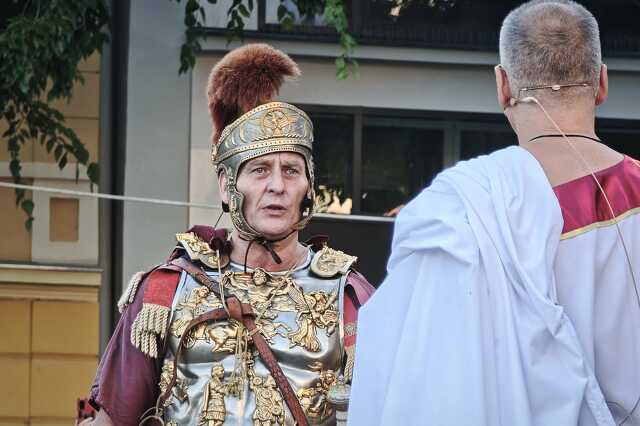 Horváth Ákos lesz idén Claudius a Savaria Karneválon
