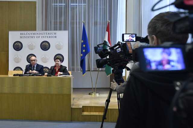 Koronavírus operatív törzs ülése