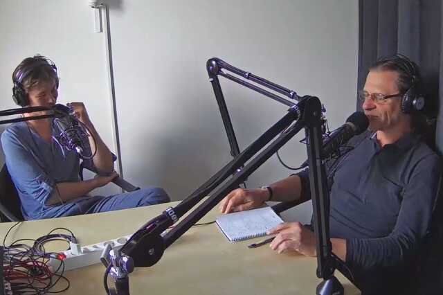 podcast péntek fiatalok
