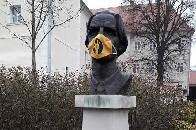 Kőszegi szobrok