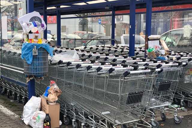 Tescos kukák