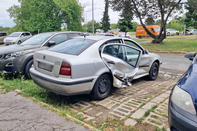 Skoda oldalába hajtott egy Volkswagen Kőszegen