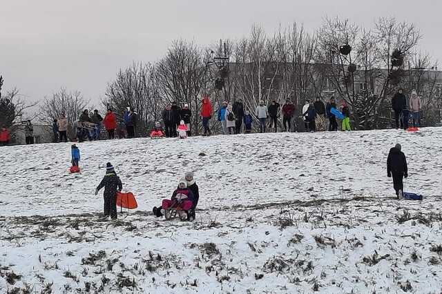 Lakópark épül a kőszegiek egyik kedvenc szánkózóhelyén