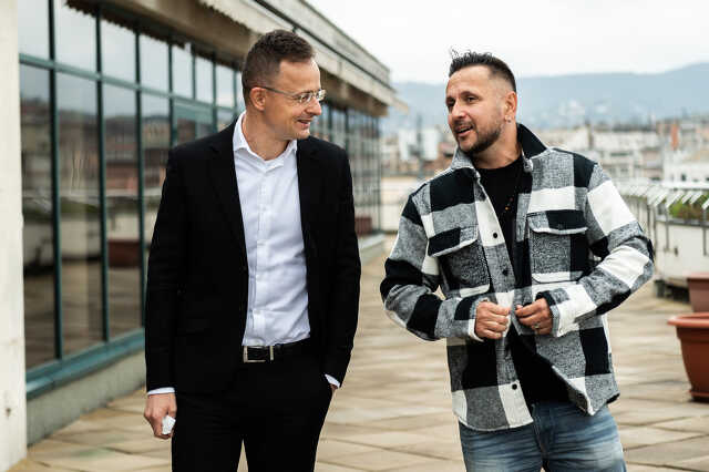 Szijjártó Péter és Majka