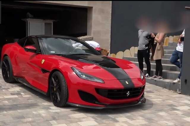 Lefoglalt Ferrari 
