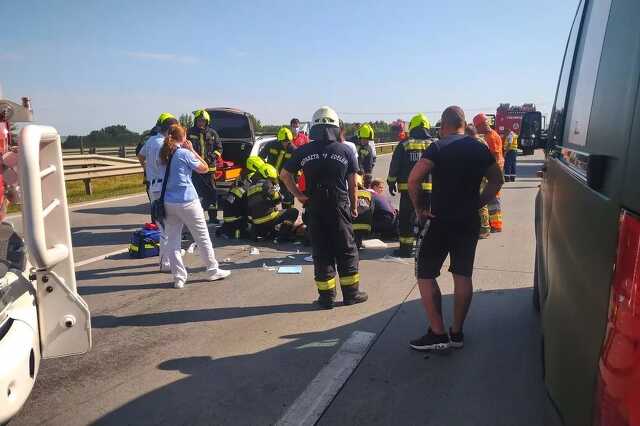 Állapotos nő és férje sérült meg az M0-son történt balesetben