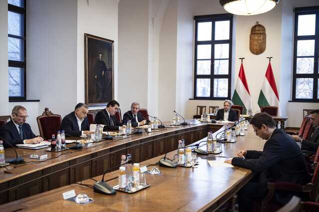 Nemzetbiztonsági kabinet, kormány, 