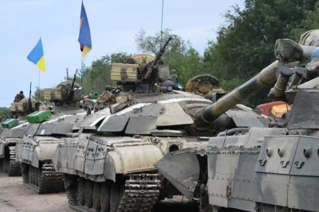 Ukrán hadsereg, tankok, háború