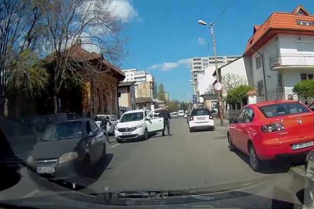 Román road rage