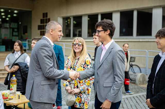 A polgármester és a diákpolgármester