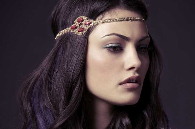 Phoebe Tonkin