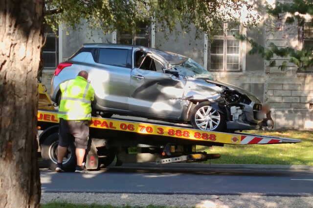 Rosszul lett a sofőr, álló kamionnak ütközött egy Suzuki Csepregen