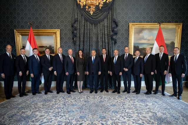Új kormány megalakulásakor 2022. május 24.