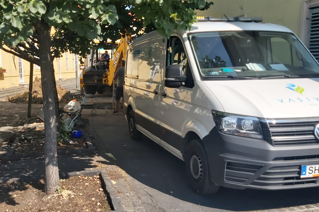 Szennyvízcső csere a Ferences templomnál