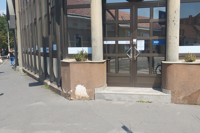 Erste bank tárolók