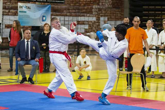 Kovács Ákos (Leo) és Omkar P. Kashid (India) a 2022-es szombathelyi Goju Kupán