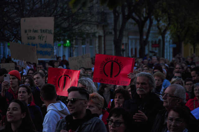 Tanártüntetés Szombathelyen