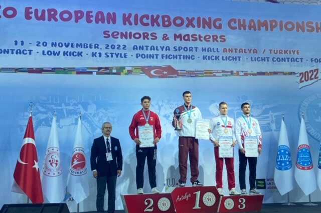 Szmolek Emánuel Európa bajnok (kick box)